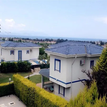 Golden Villas Villa