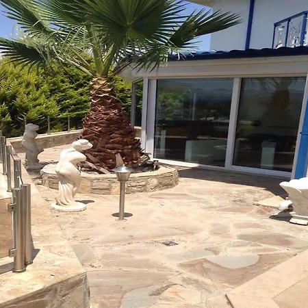 Golden Villas Villa *