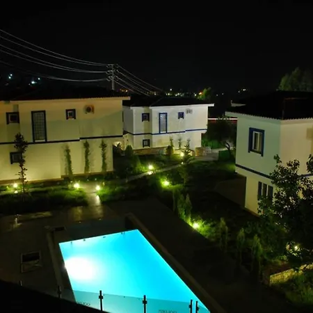 Villa Golden Villas *